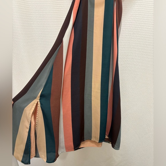 Lulus Striped Midi Dress - Picture 8 of 9